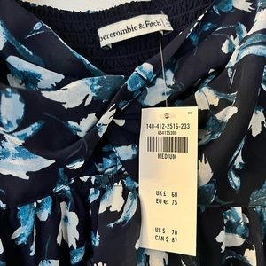 NWT Abercrombie and Fitch Blue Floral Blouse